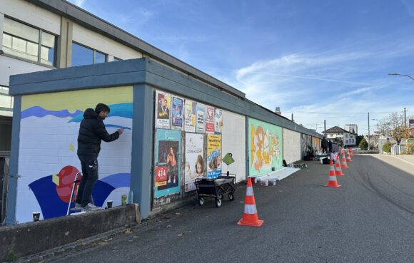 Bunte Wandbilder zieren die Wände in einem Wiler Industriegebiet.